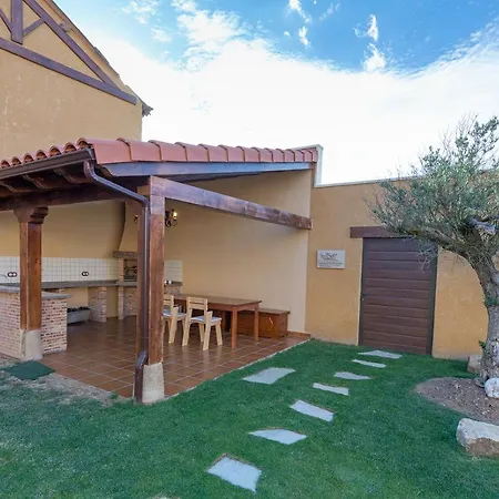 La Rosaleda Leon - - Дом отдыха