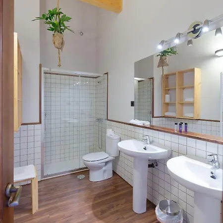 La Rosaleda Leon - - בית נופש *