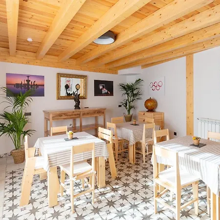 La Rosaleda Leon - - Дом отдыха *