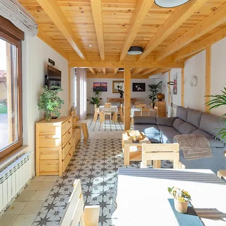 Дом отдыха La Rosaleda Leon - -