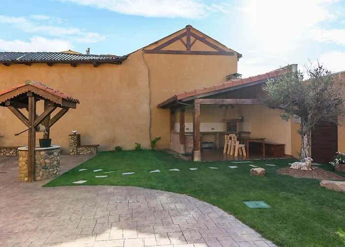 La Rosaleda Leon - - Holiday home *